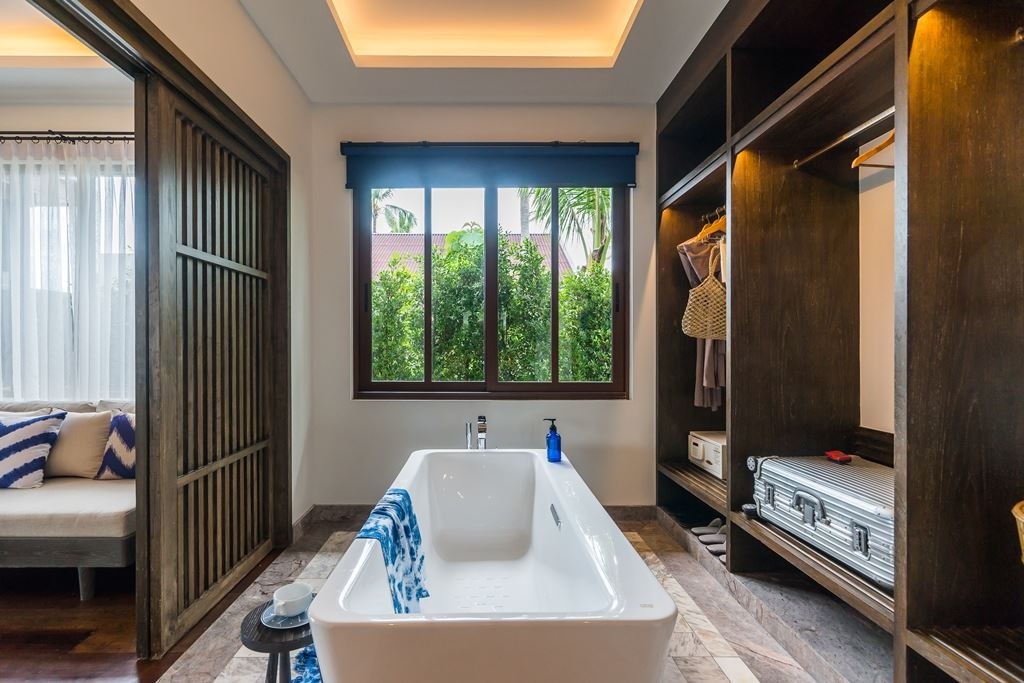 rooms-2bedroom-presidential-beachfront-pool-villa