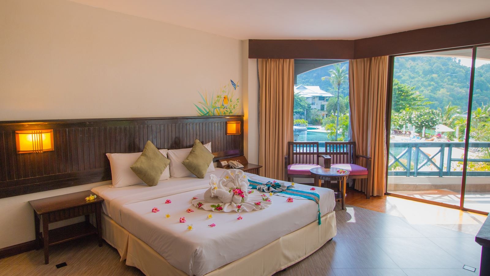 rooms-deluxe-single-room