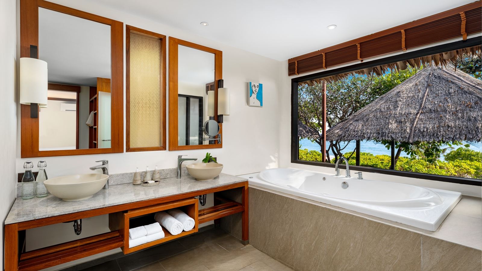 rooms-beachfront-junior-suite