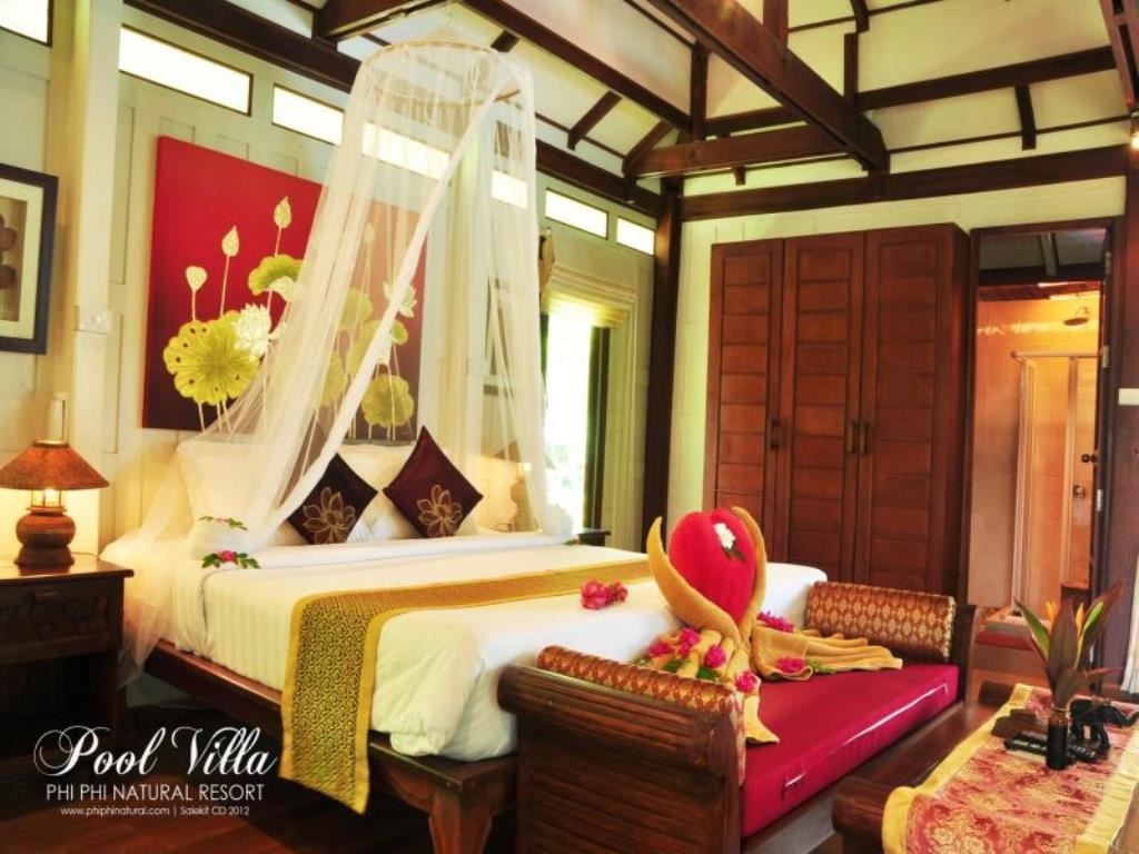 rooms-pool-villa-2-bedrooms