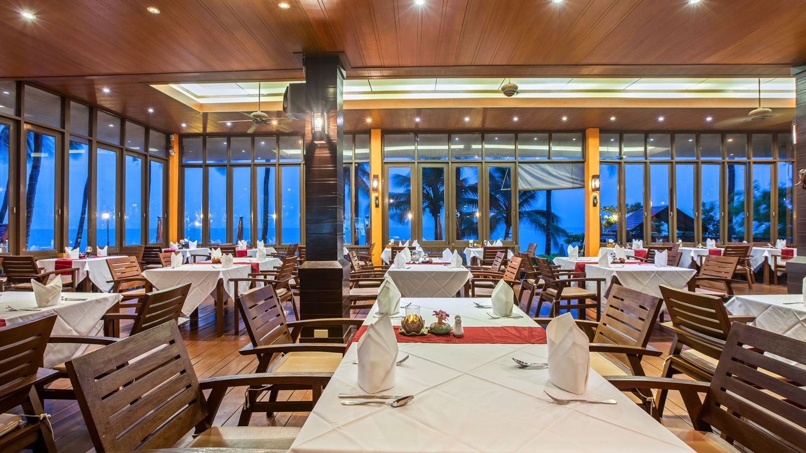 restaurants-pinnacle-resturant