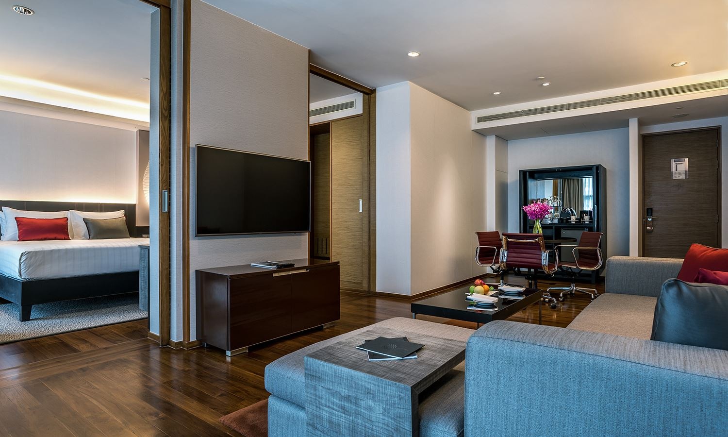rooms-executive-suite-room