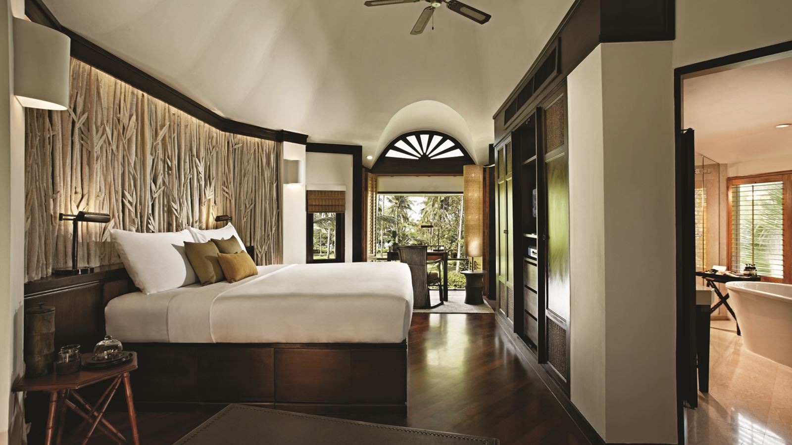 rooms-deluxe-pavilion