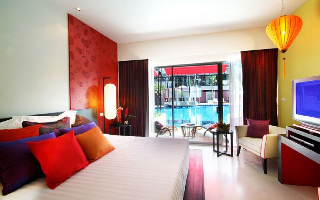 rooms-deluxe-pool-access