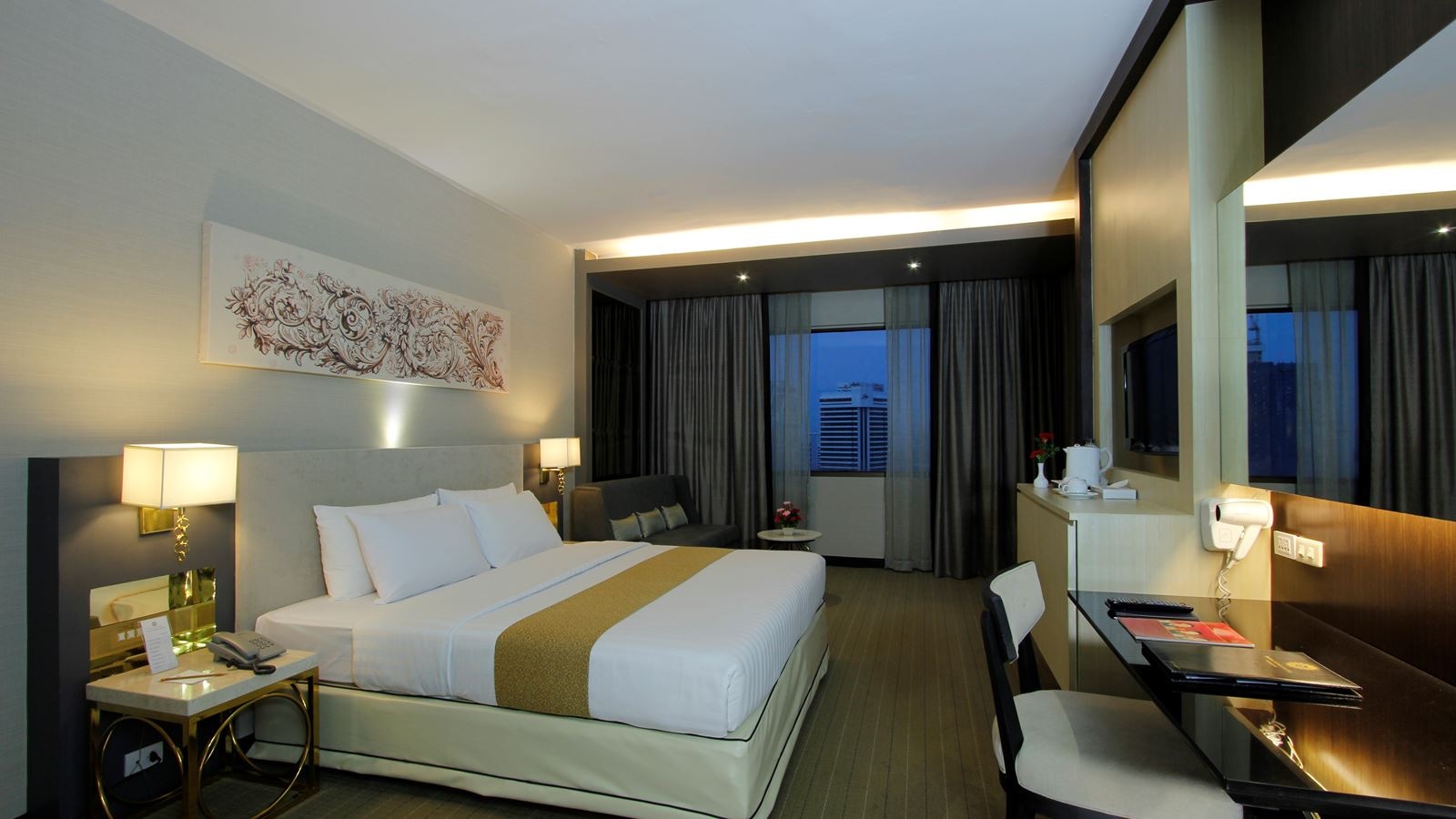 rooms-grand-deluxe-room