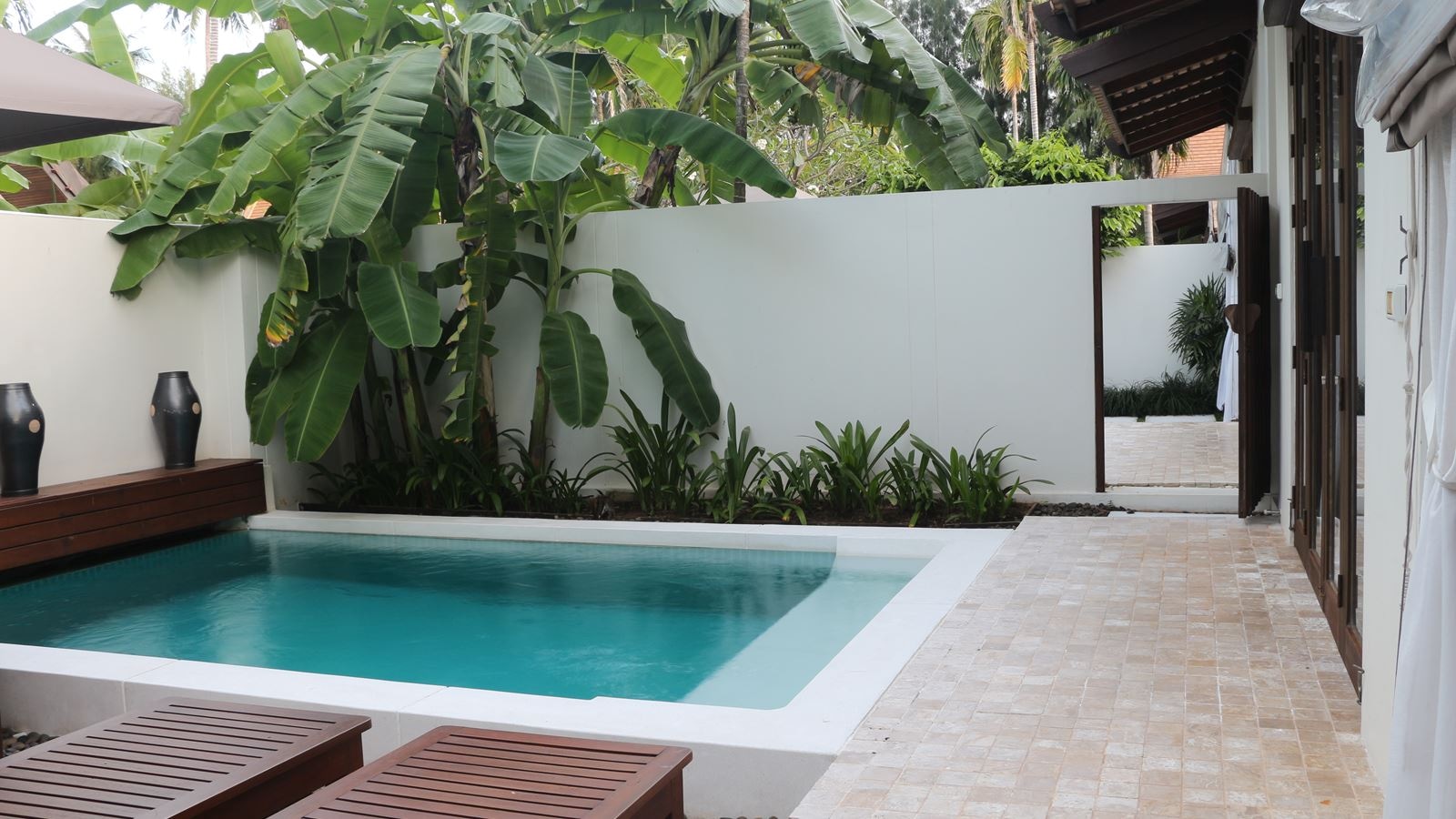 rooms-sala-pool-villa-connecting