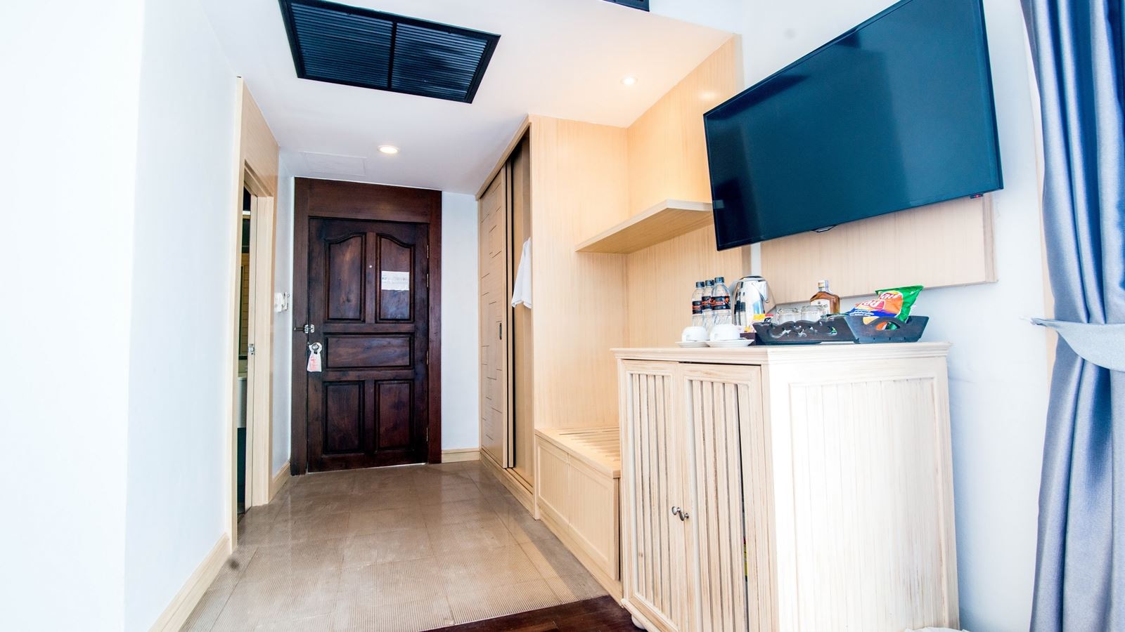 rooms-superior-main-building