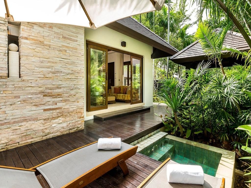 rooms-garden-suite-with-jacuzzi