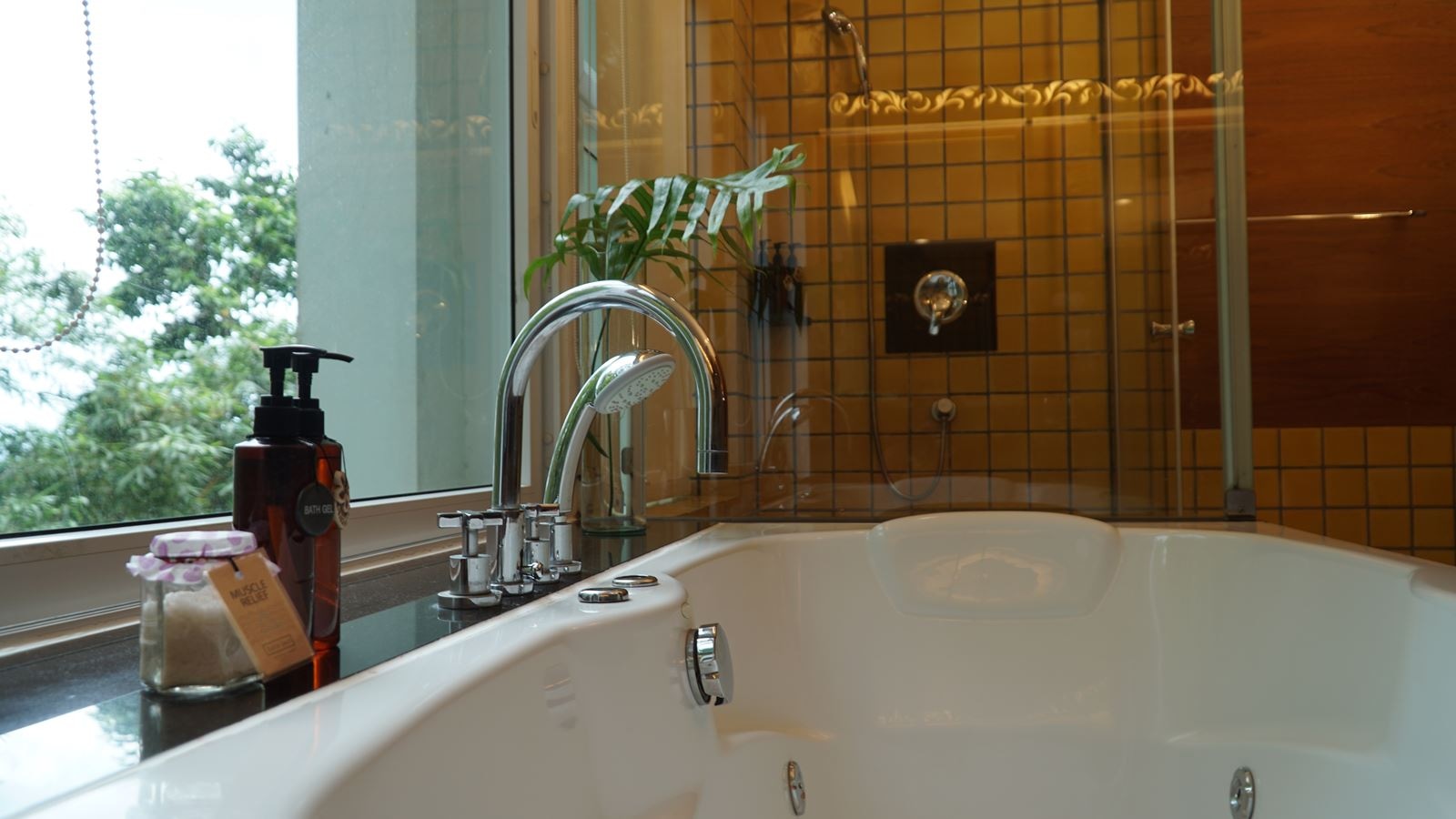 rooms-panorama-suite