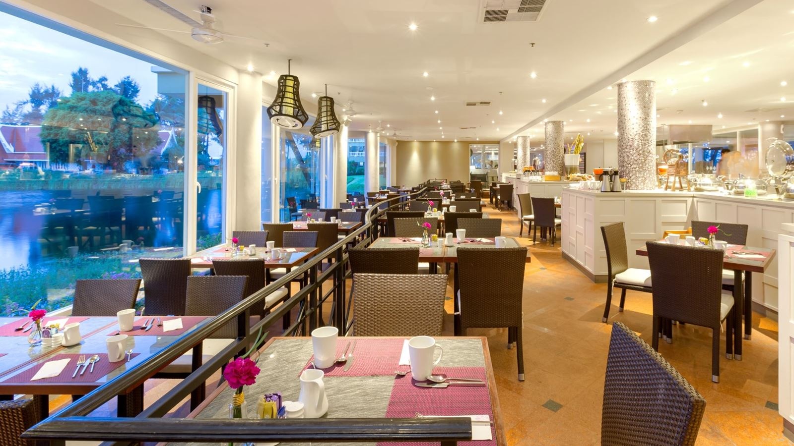 restaurants-market-place