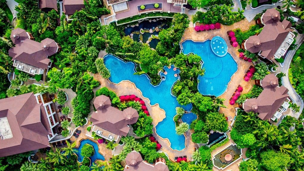 pools-outdoor-pool