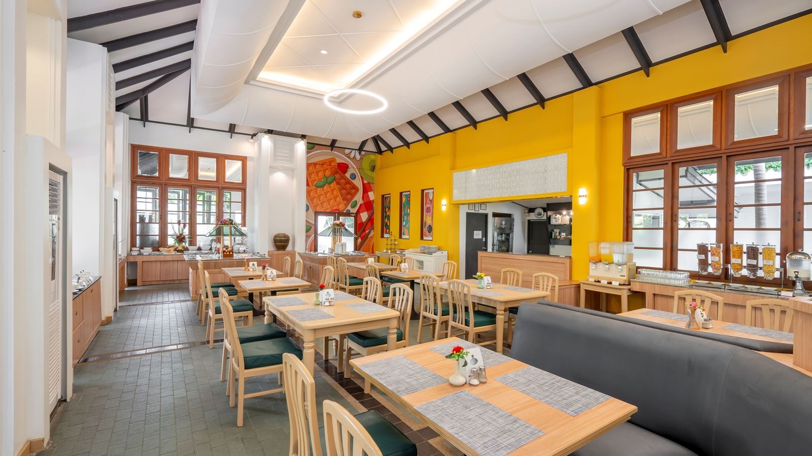 restaurants-garden-terrace-restaurant