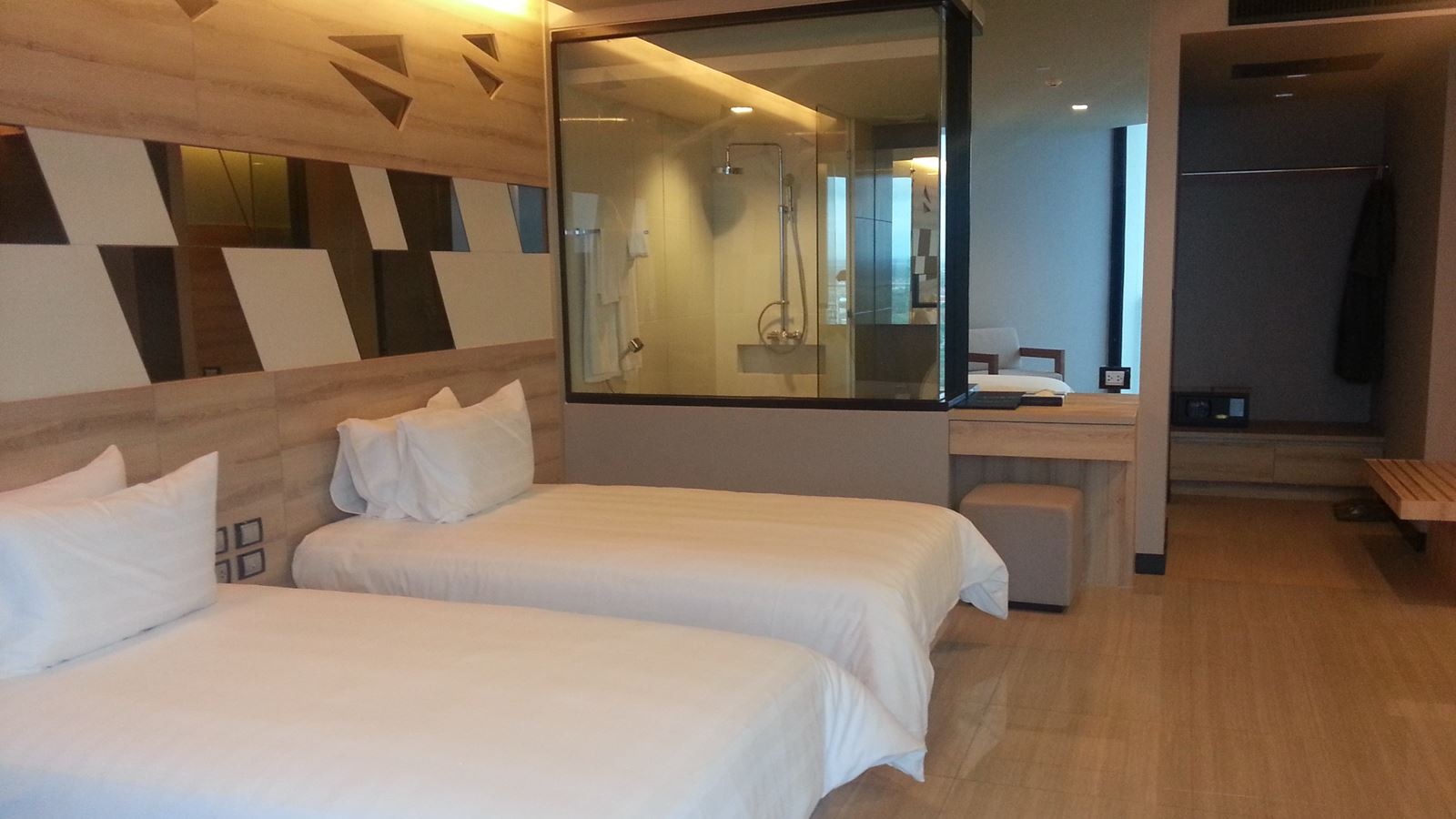 rooms-two-bedroom-suite