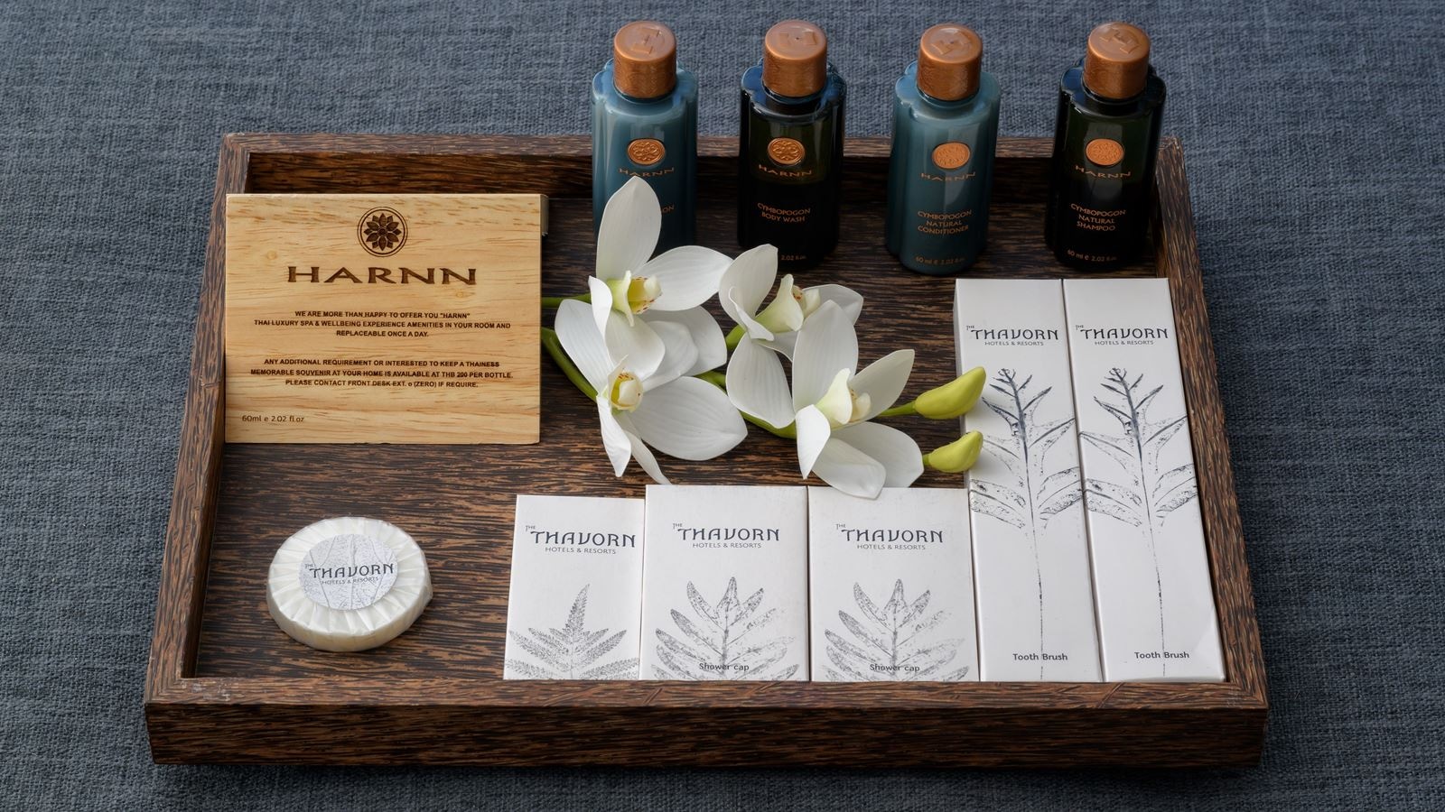 rooms-seaview-hillside-with-terrace-bathtub