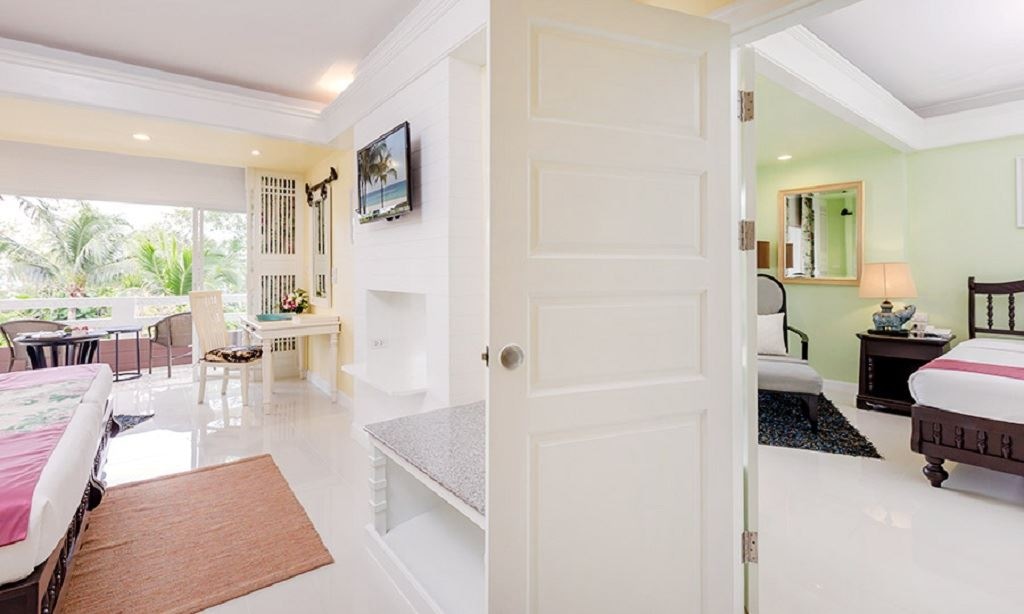 rooms-family-connecting-deluxe-terrace