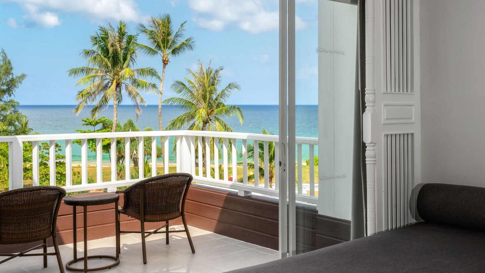 rooms-seaview-deluxe-terrace