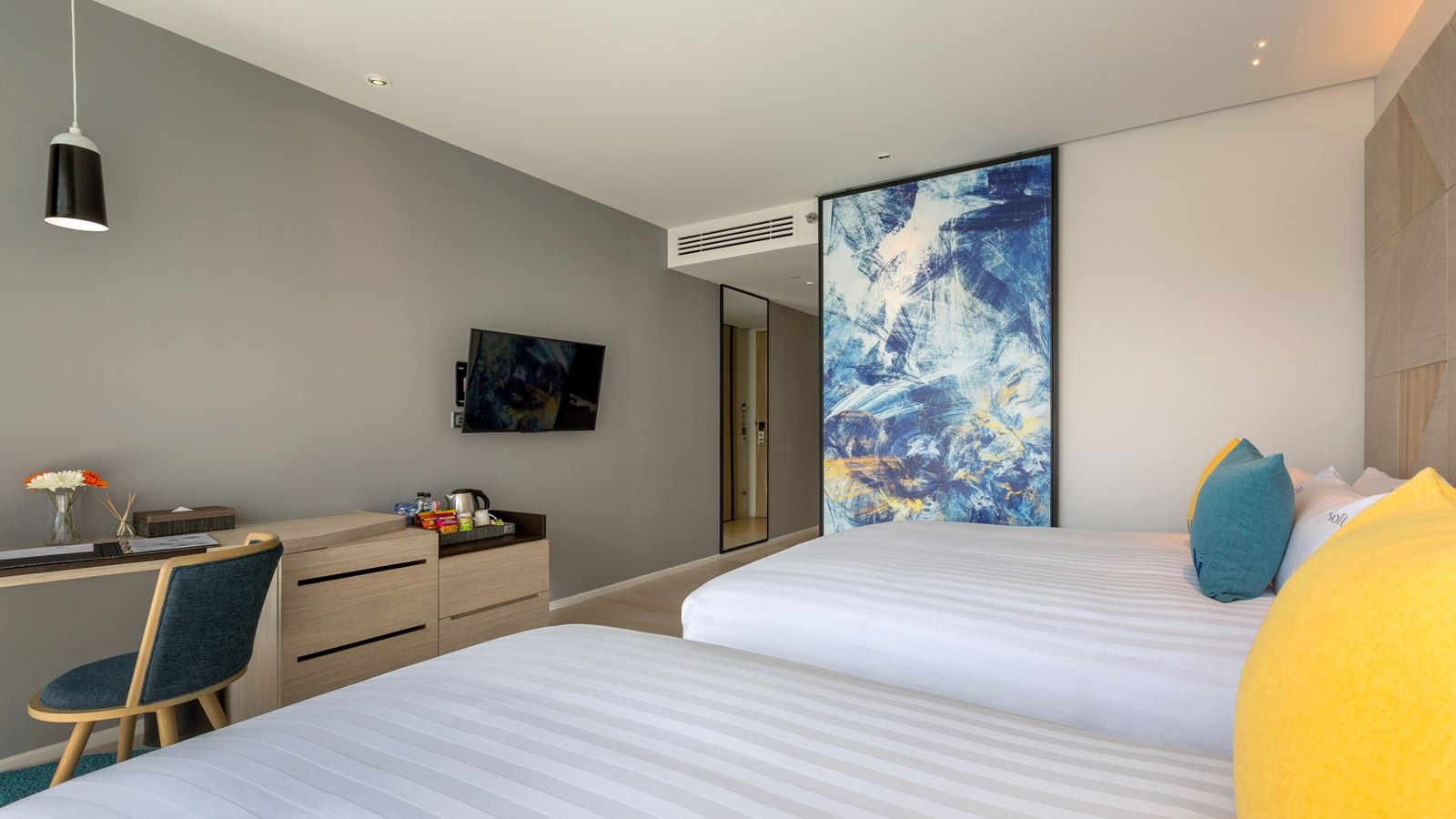 rooms-deluxe-pool-access