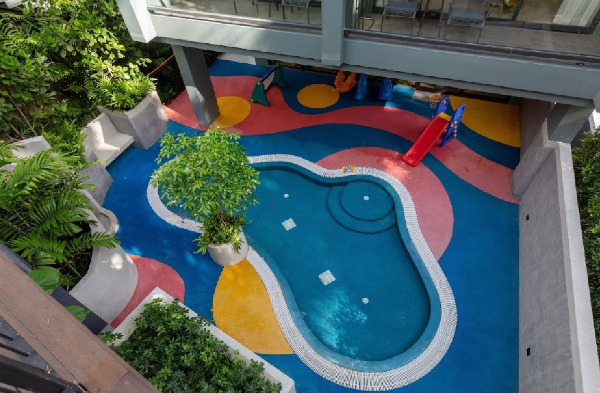 pools-outdoor-childrens-pool