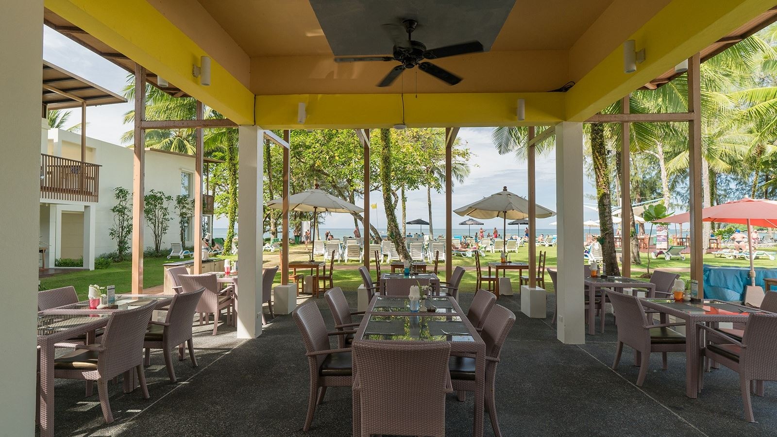 restaurants-maya-cafe