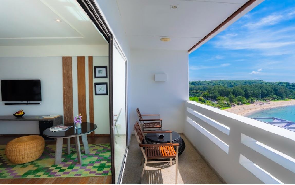 rooms-deluxe-ocean-view-room