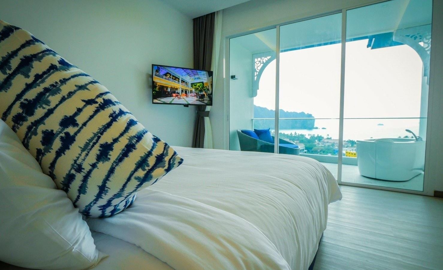 rooms-executive-ocean-view-jacuzzi