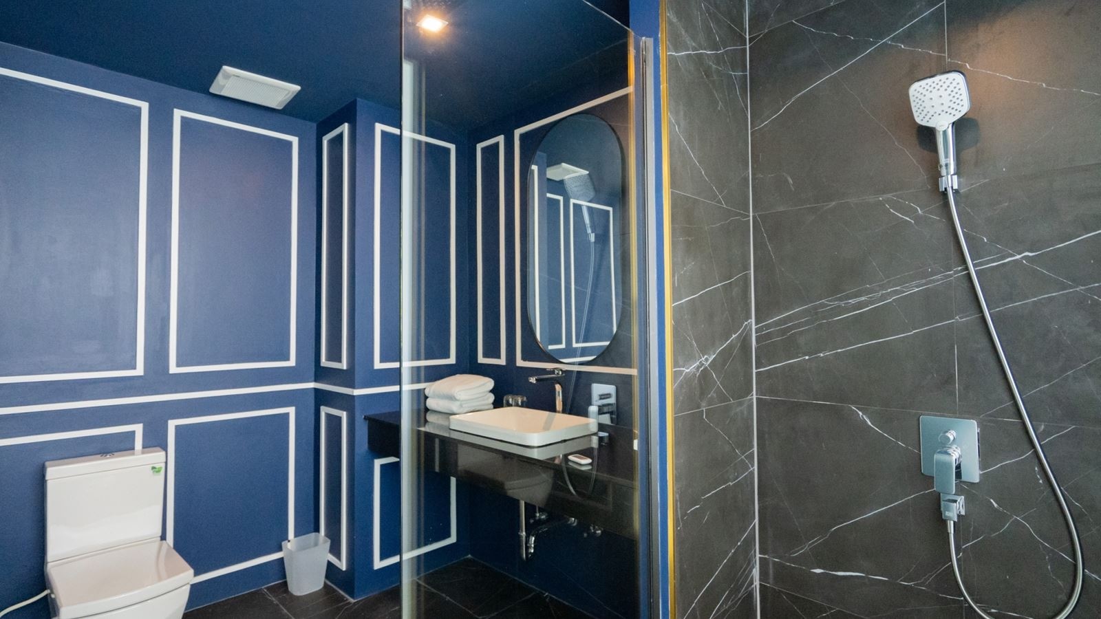 rooms-executive-ocean-view-jacuzzi