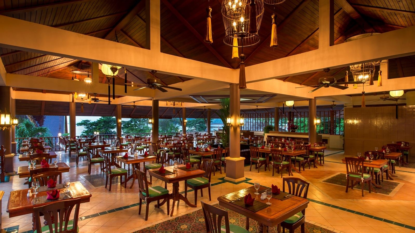 restaurants-morakot-restaurant