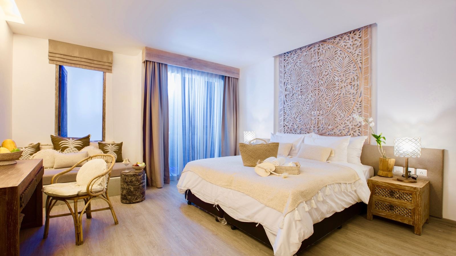 rooms-tropical-garden