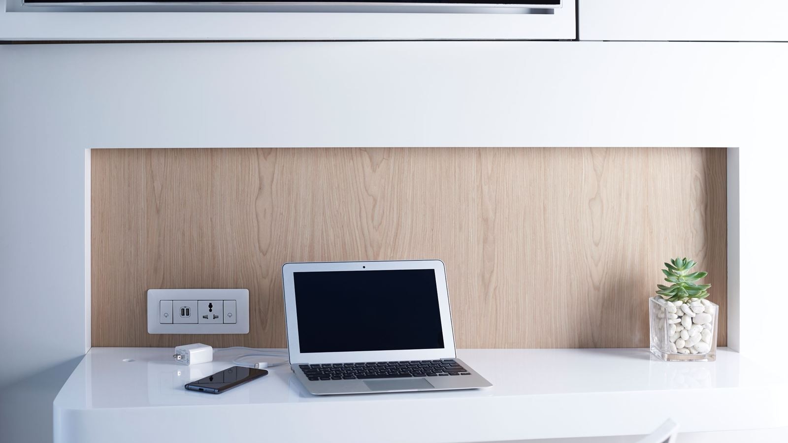 rooms-deluxe-sunset-room