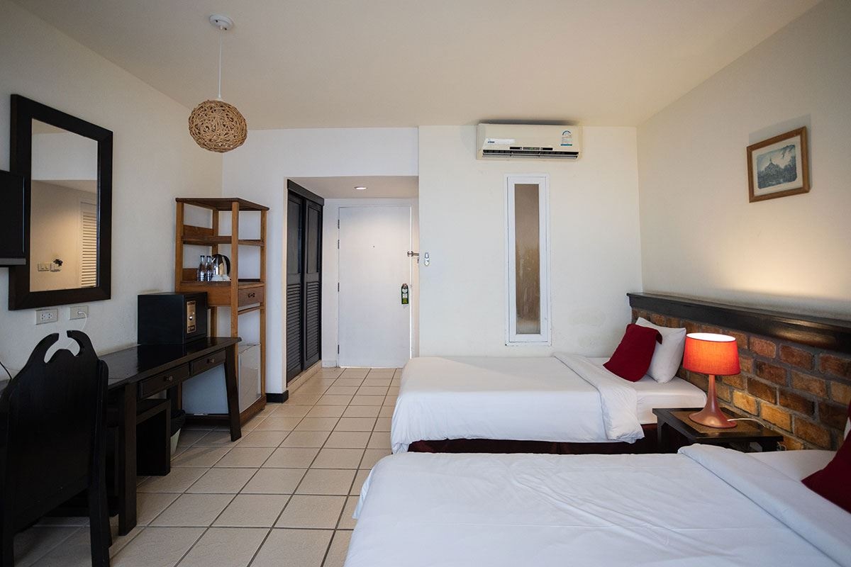 rooms-standard-room