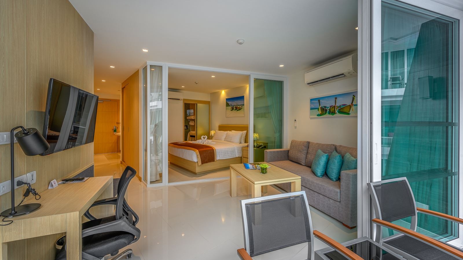 rooms-one-bedroom-seaview-suite