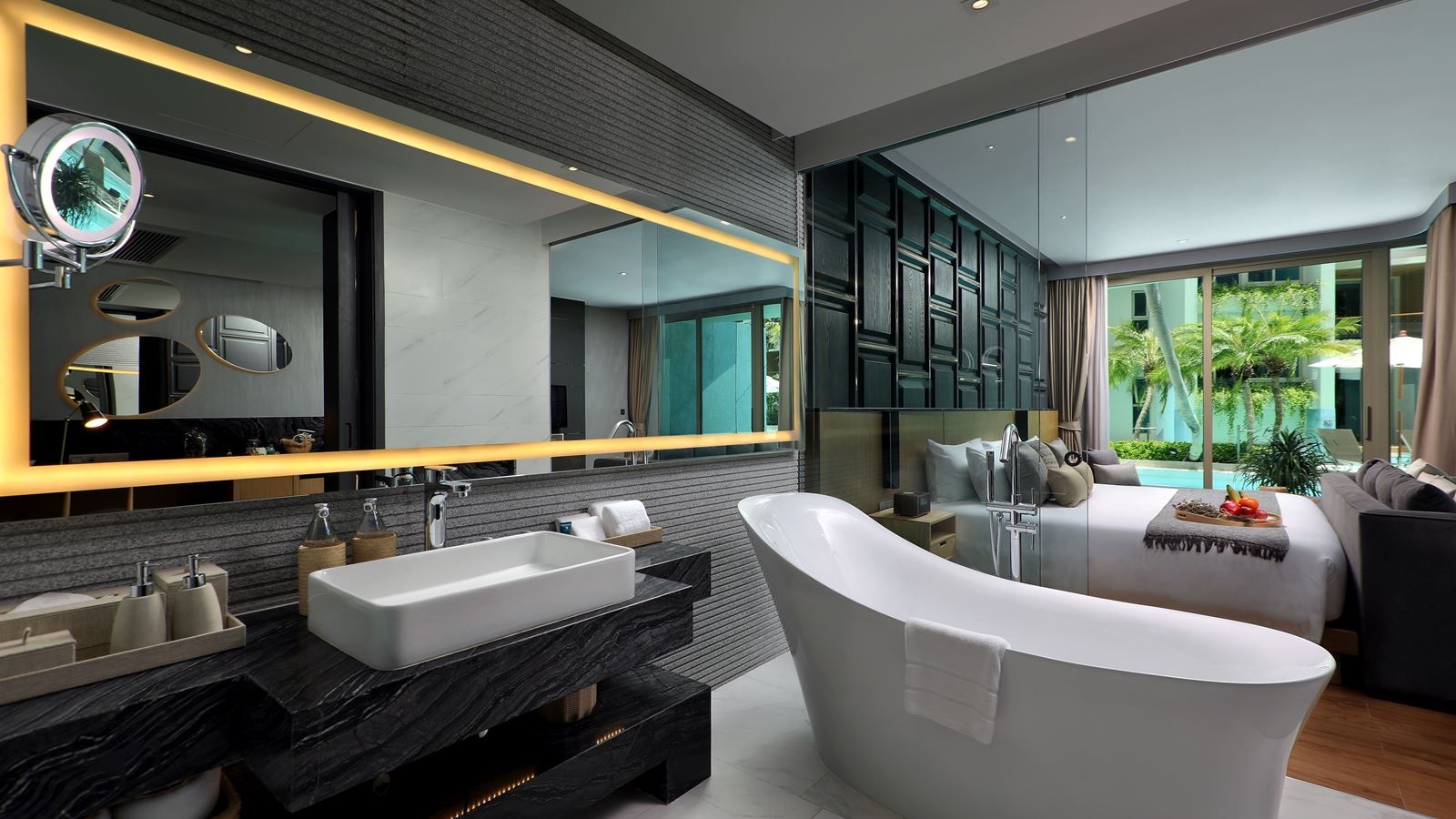 rooms-studio-suite-pool-access