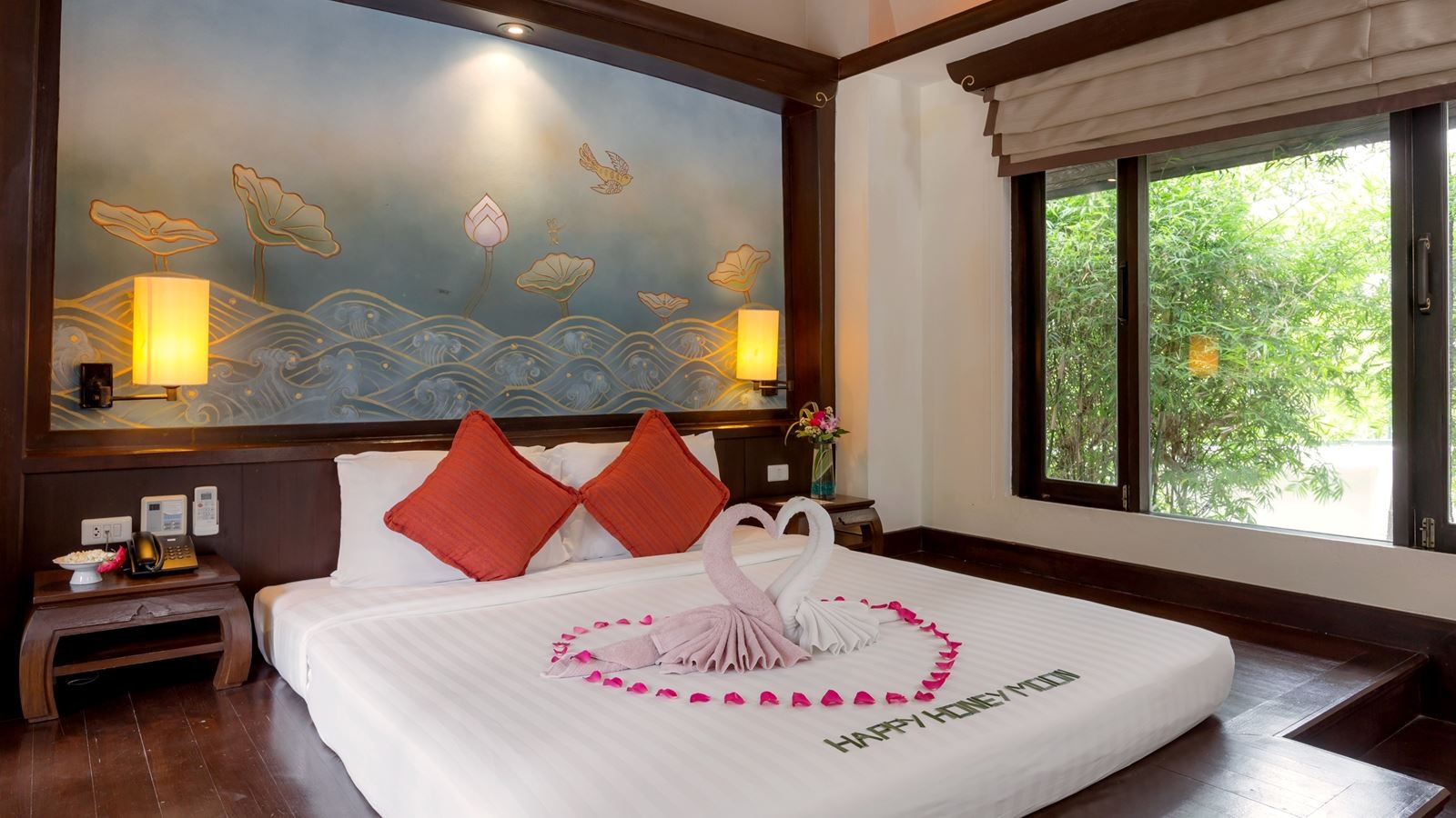 rooms-pool-access-villa