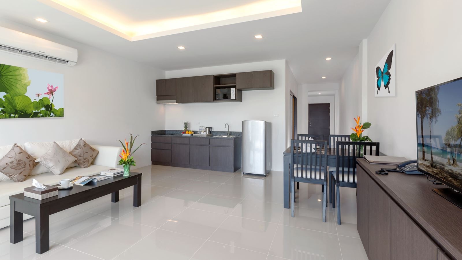 rooms-one-bedroom-suite-pool-access