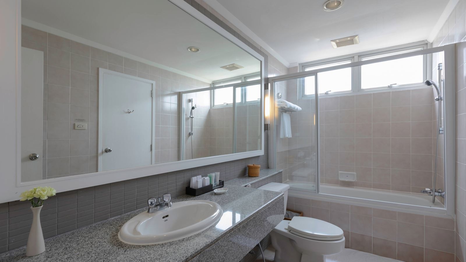 rooms-two-bedroom-suite