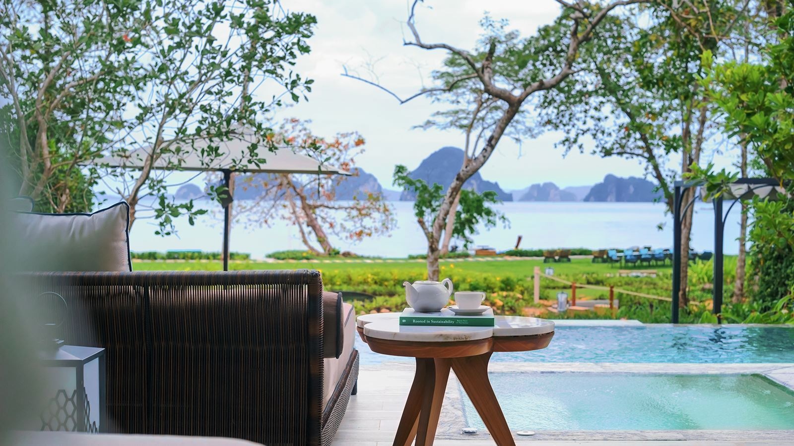 rooms-beachfront-pool-villa