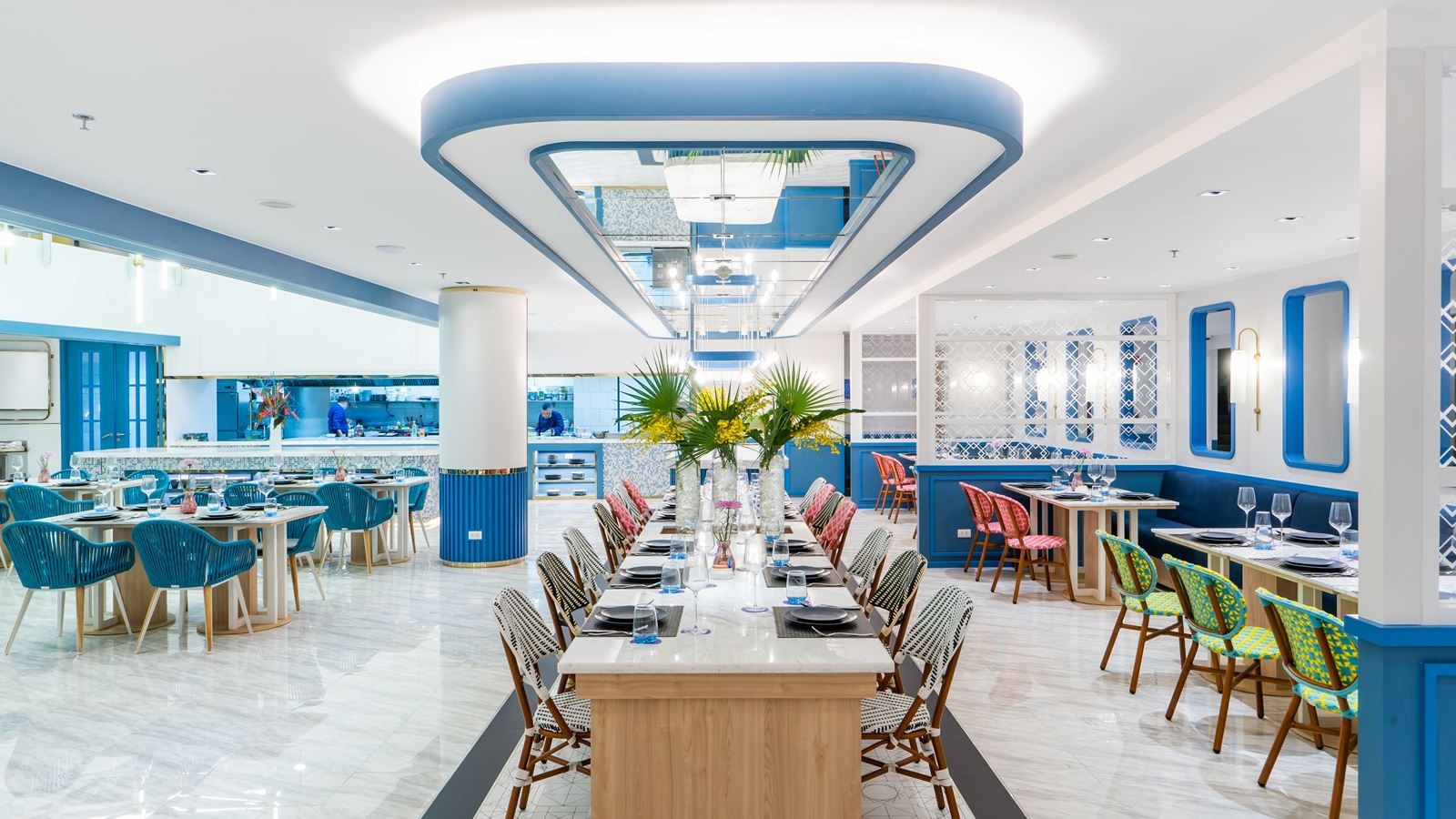 restaurants-charm-all-day-dinning