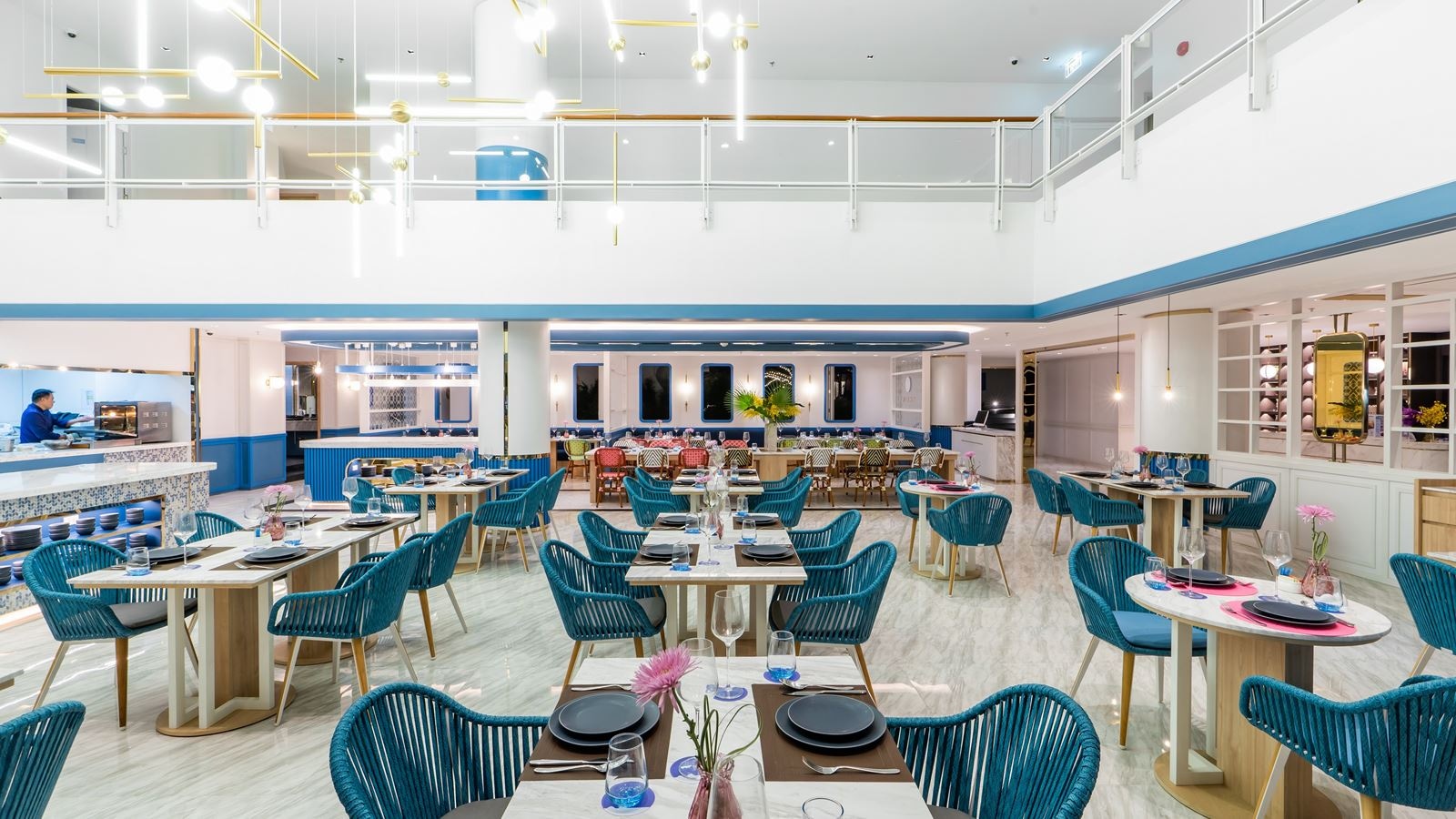 restaurants-charm-all-day-dinning