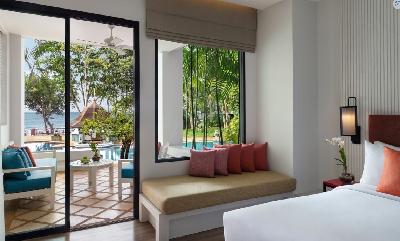rooms-avani-sea-view-room