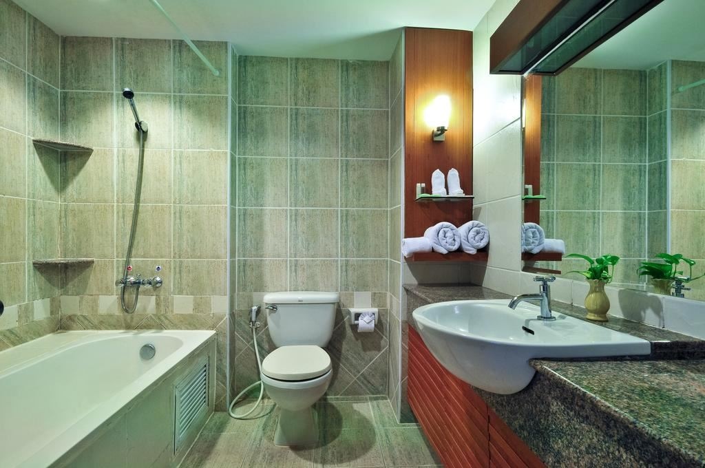 rooms-deluxe-pool-view