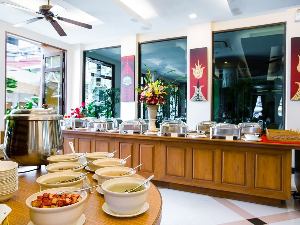 restaurants-restaurant