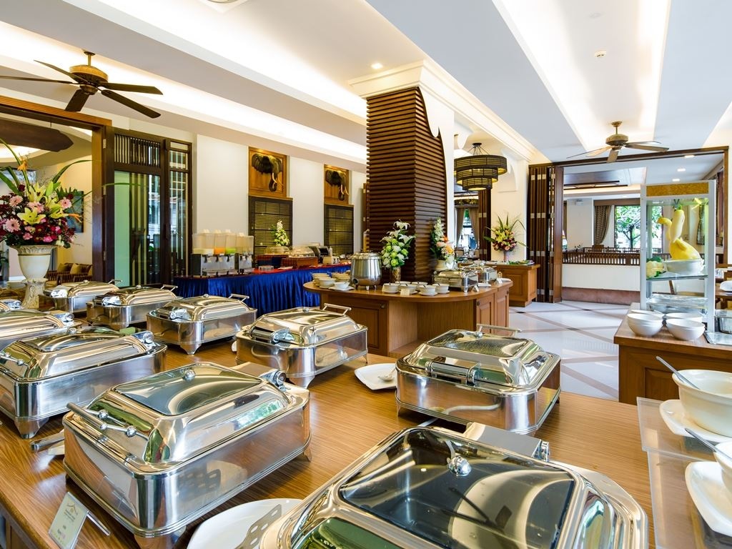 restaurants-restaurant