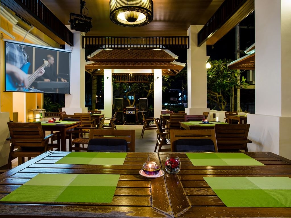 restaurants-aiyara-restaurant