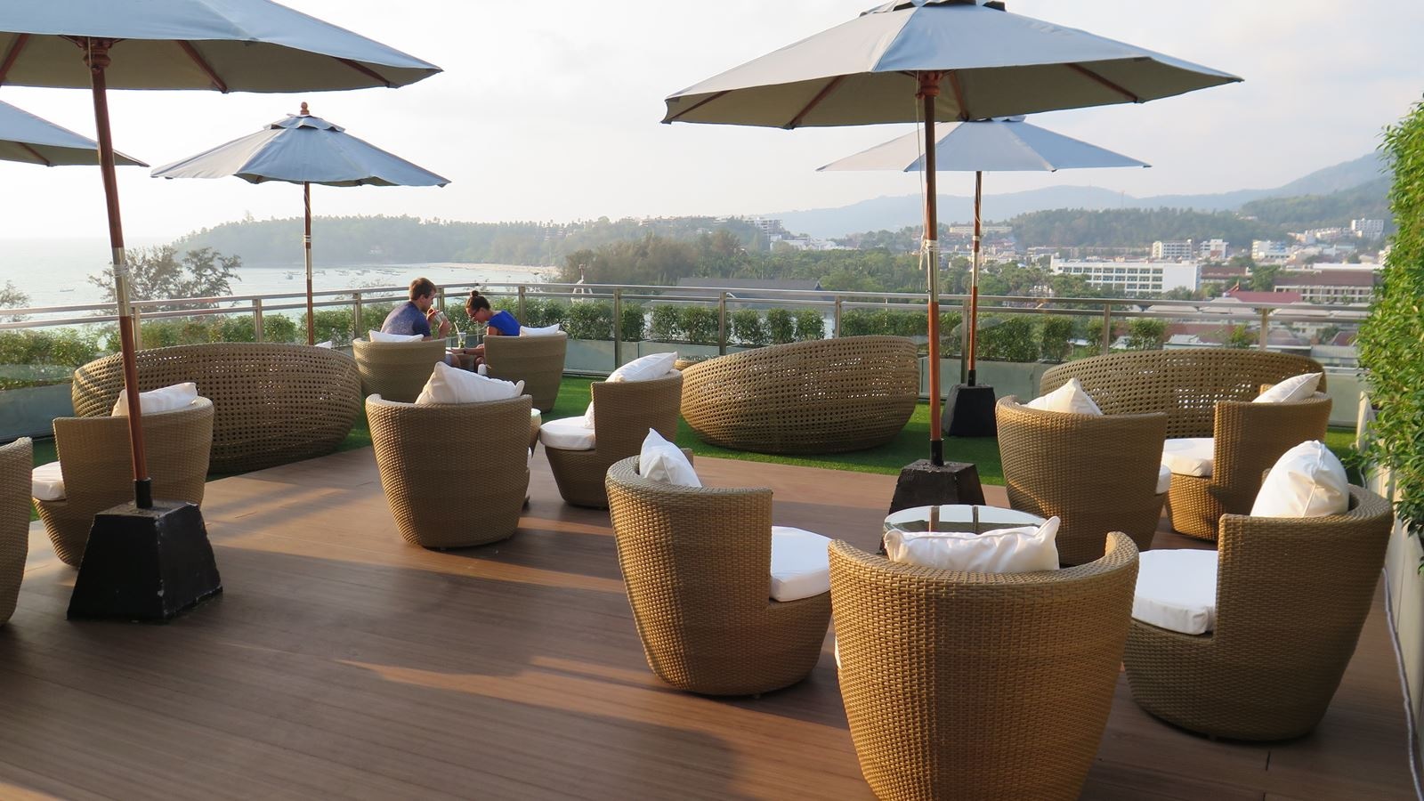 bars-7th-heaven-sky-bar