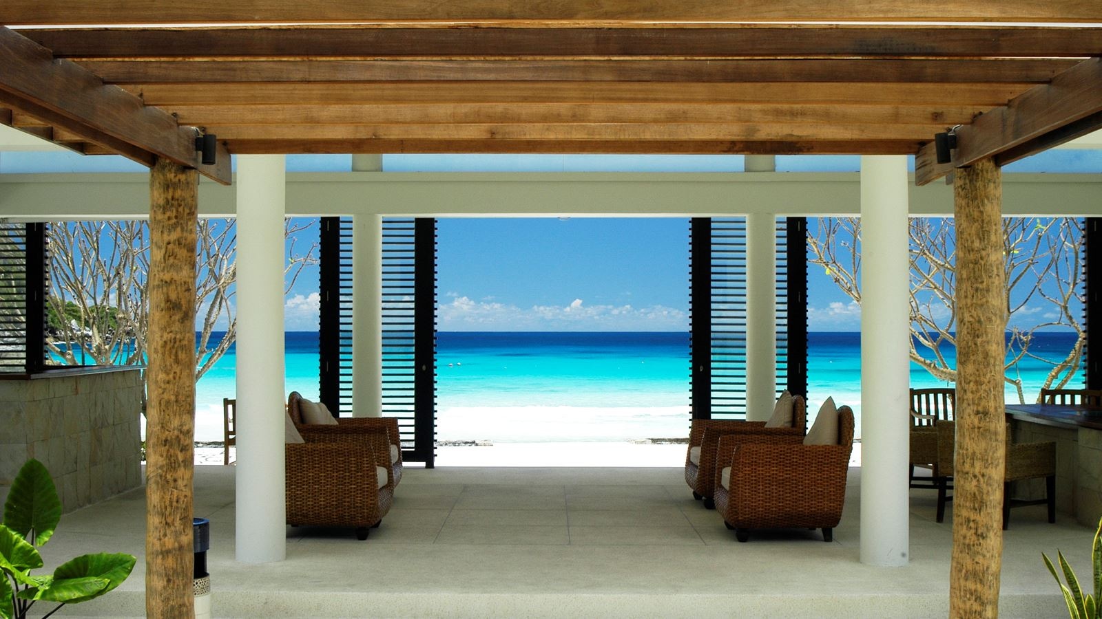 restaurants-lobby-bar