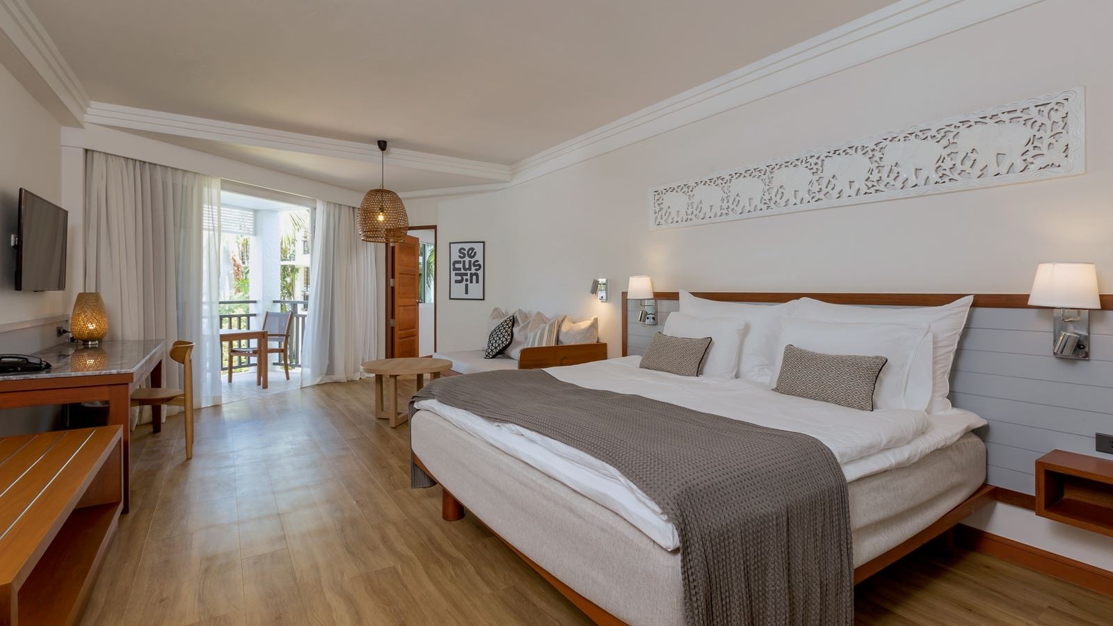 rooms-twobedroom-family-suite