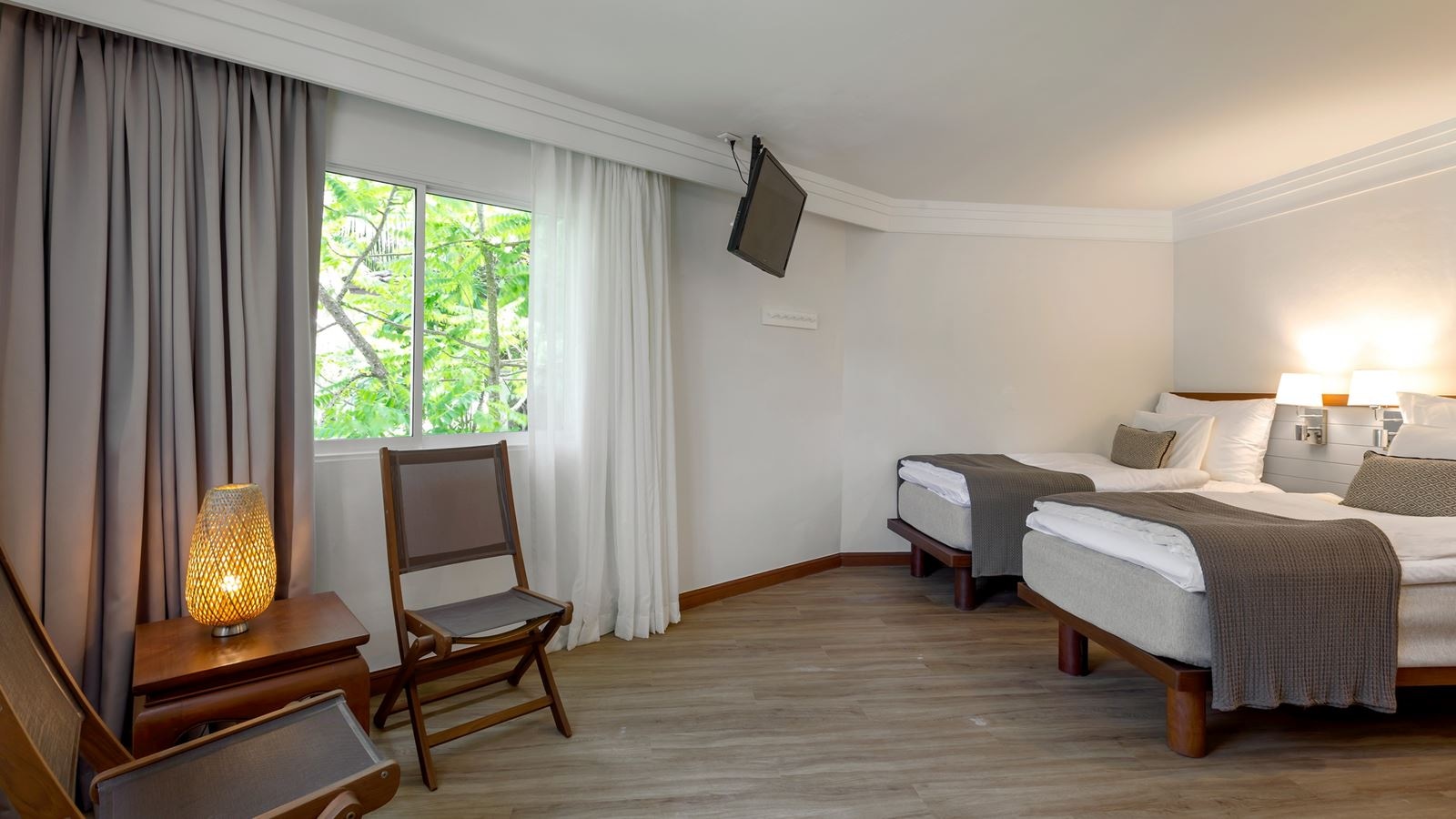 rooms-twobedroom-family-suite