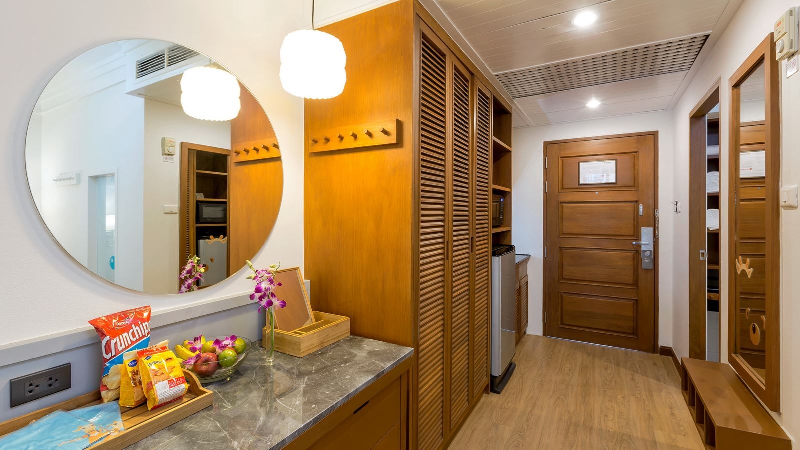 rooms-lollo-and-bernie-suite