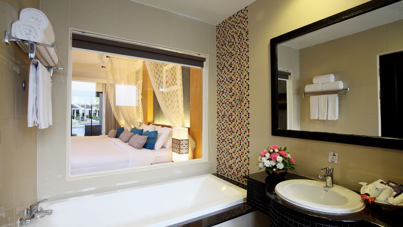 rooms-deluxe-family-green-wing