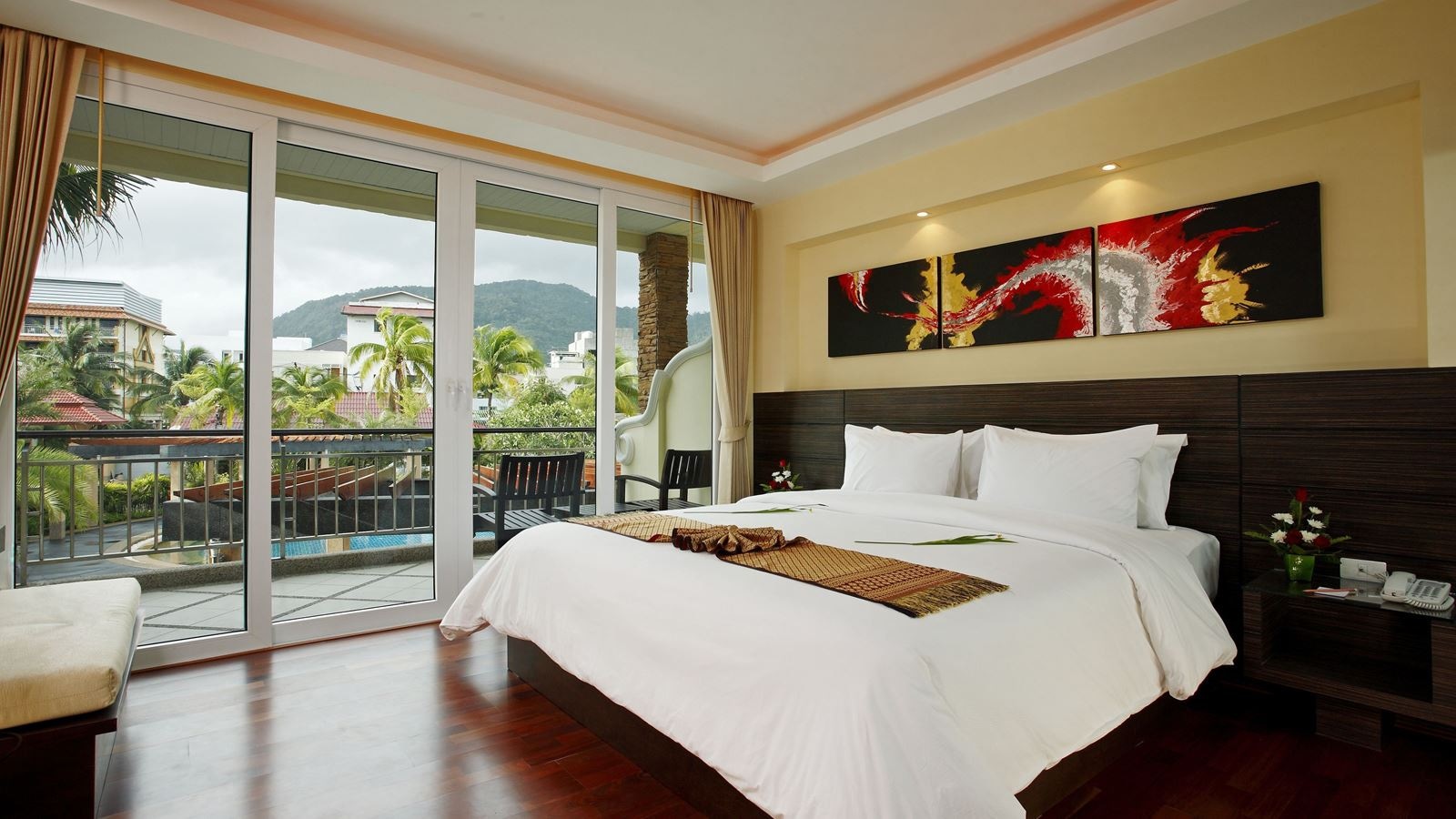 rooms-deluxe-garden-view